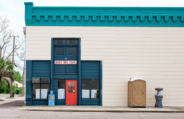 Porta potty delivery and setup in Beechwood, MS